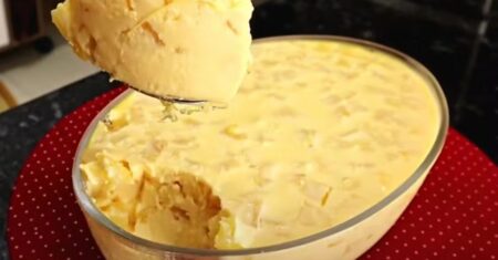 Gelado de Abacaxi Cremoso