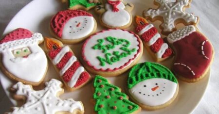 Biscoitos de Natal Decorados: Receita Completa e Guia Passo a Passo