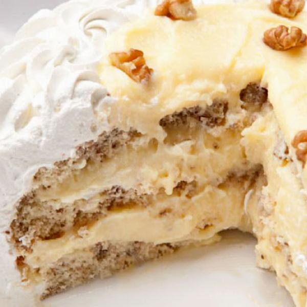 Bolo de Nozes com Recheio Cremoso