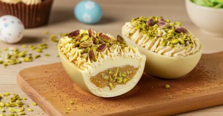 Receita de Ovo de Páscoa Gourmet de Pistache com Chocolate Branco (Do Jeito Que Confeiteiro Faz)