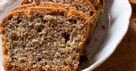 Bolo Fit de Banana com Aveia: Receita Sem Farinha, Sem Açúcar e Que Realmente Fica Gostoso