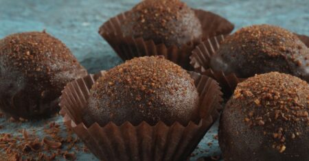 Brigadeiro Fit com 3 Ingredientes: a Receita que Salva Qualquer Vontade de Doce