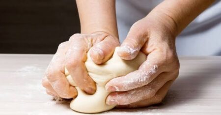 Como Sovar Massa de Pão Sem Fazer Bagunça na Cozinha