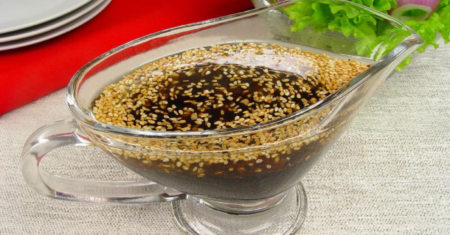 5 Molhos Caseiros que Transformam Qualquer Salada Sem Esforço