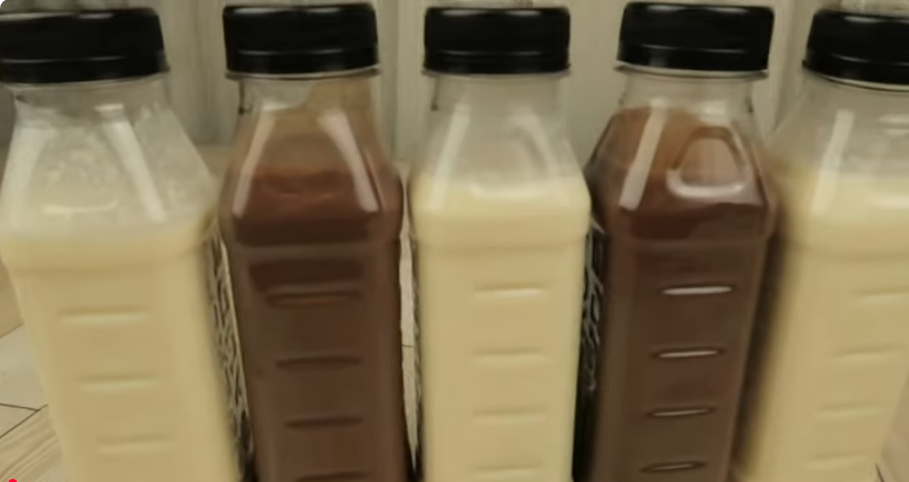 Chocolate quente cremoso na garrafinha