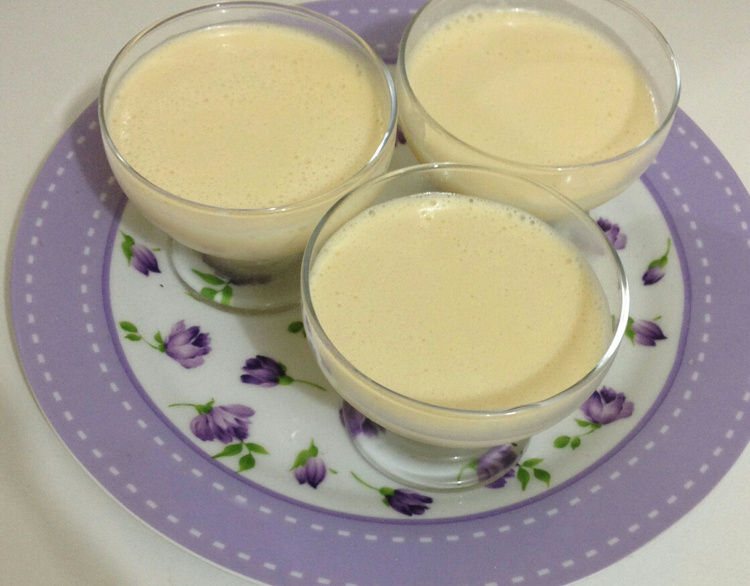 Mousse de Suco em Pó com Creme de Leite